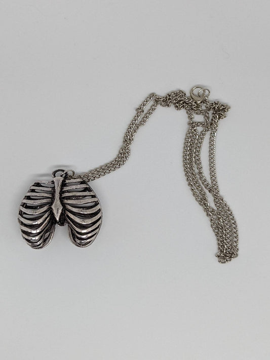 ribcage necklace, skeletal necklace, halloween jewellery, gothic pendant, ribs pendant