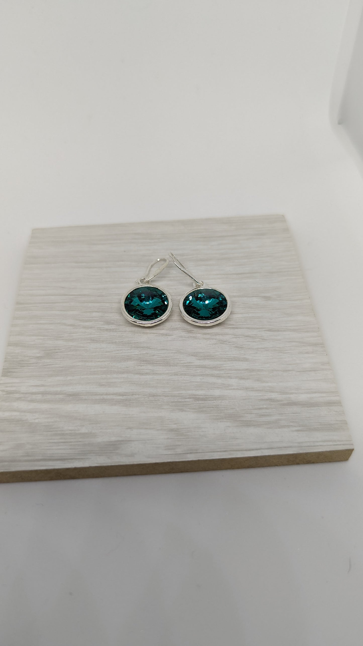 sparkly earrings, teal rivoli earrings, circle jewellery, sparkly jewellery, gift for her, girlfriend gift