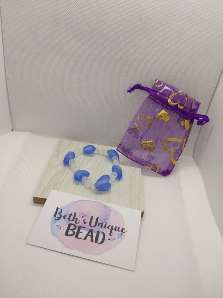 frosted bracelet/beaded bracelet/heart bracelet/blue bracelet/glass bracelet/frosted glass bracelet/frosted bead bracelet/white bracelet