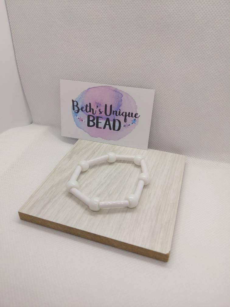 white bracelet/tube bracelet/expandable bracelet/white tube bracelet/stretchy bracelet/white jewellery/expandable white bracelet/round bead