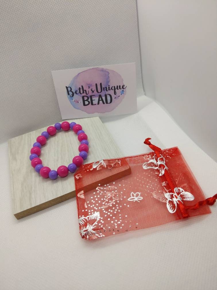 expandable bracelet/pink bracelet/purple bracelet/acrylic bracelet/beaded bracelet/girly bracelet/purple beaded bracelet/pink bead bracelet