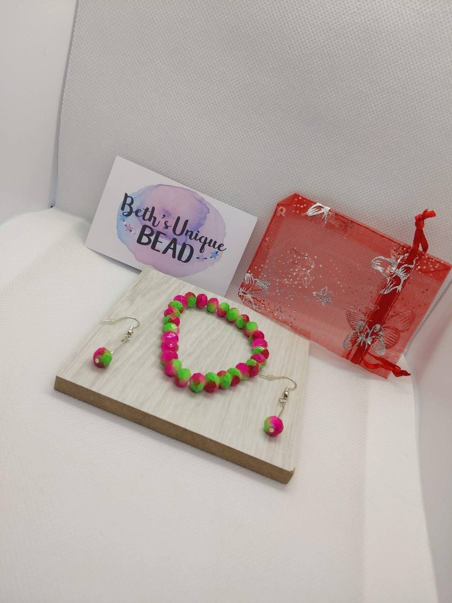 Neon jewellery, bright green earrings, expandable bracelet, Pink bracelet, neon pink earrings
