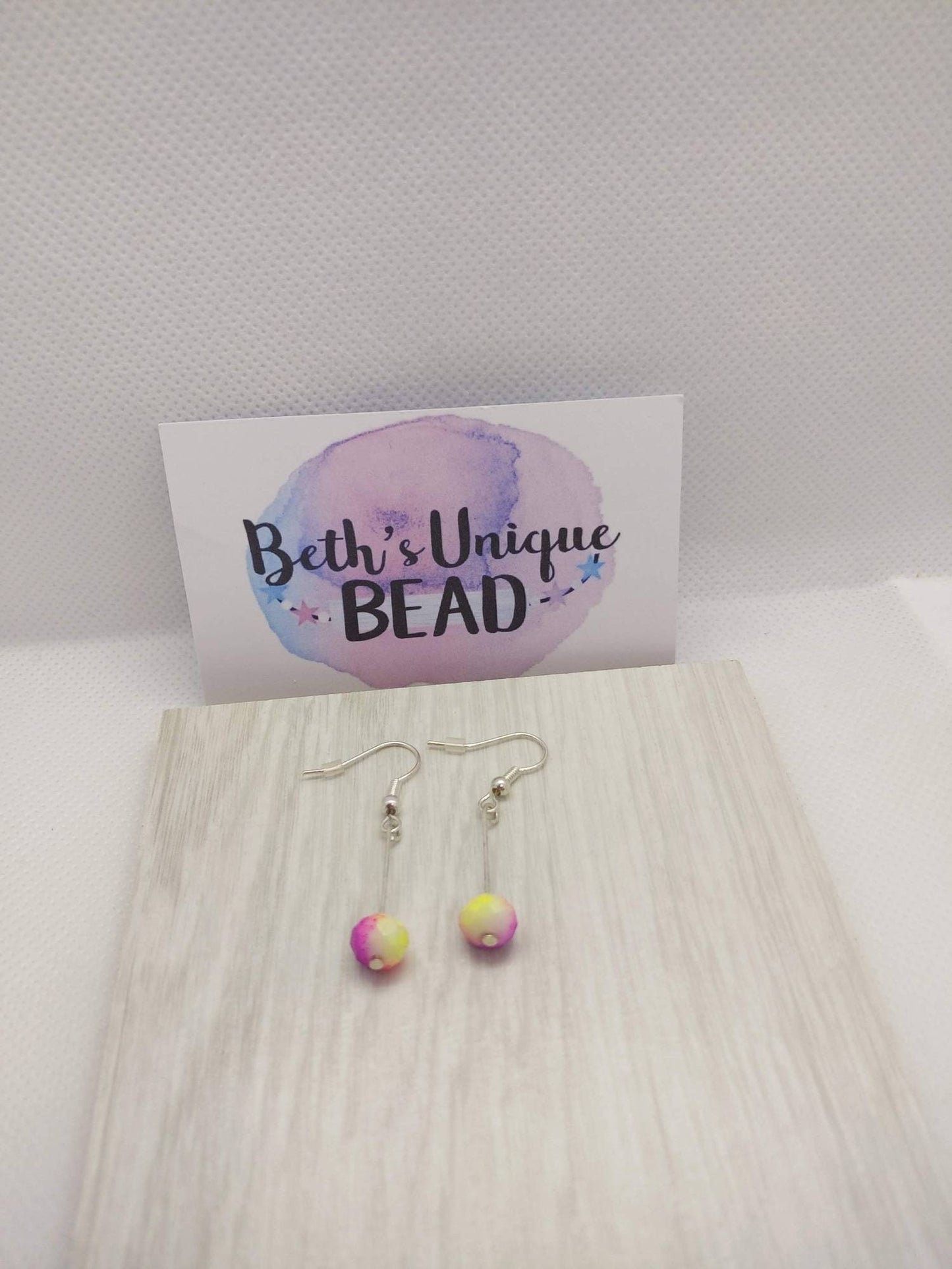 Neon jewellery, expandable bracelet, neon yellow earrings, beaded jewellery, purple bracelet, gift for her